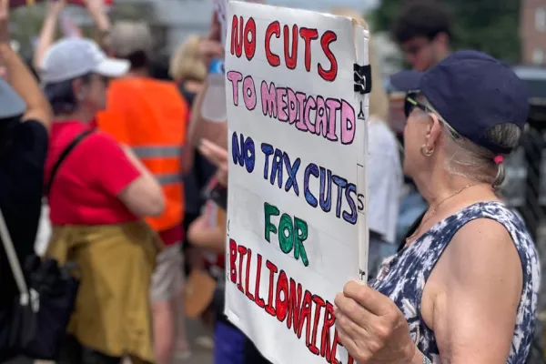union members at a federal fight back rally